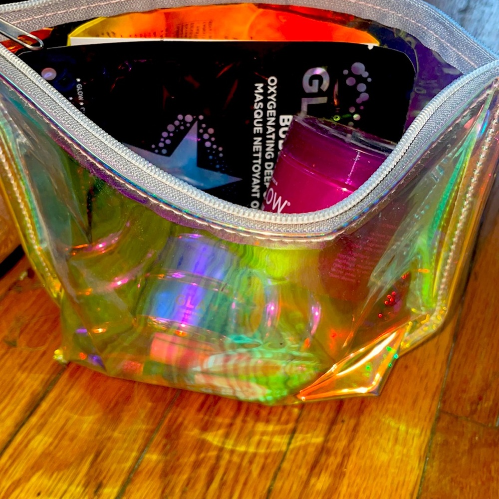 GlamGlow Kit